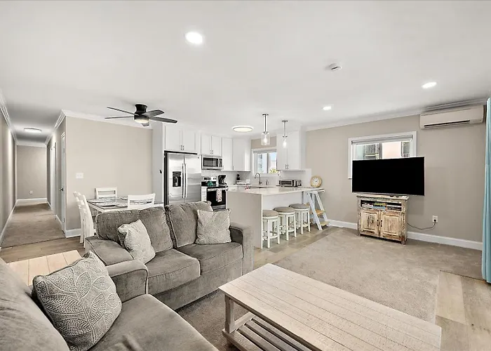 Midtown Oc Retreat Ocean Block Sleeps 10