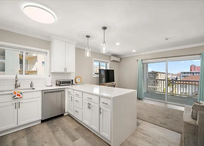 Holiday home Midtown Oc Retreat Ocean Block Sleeps 10 *