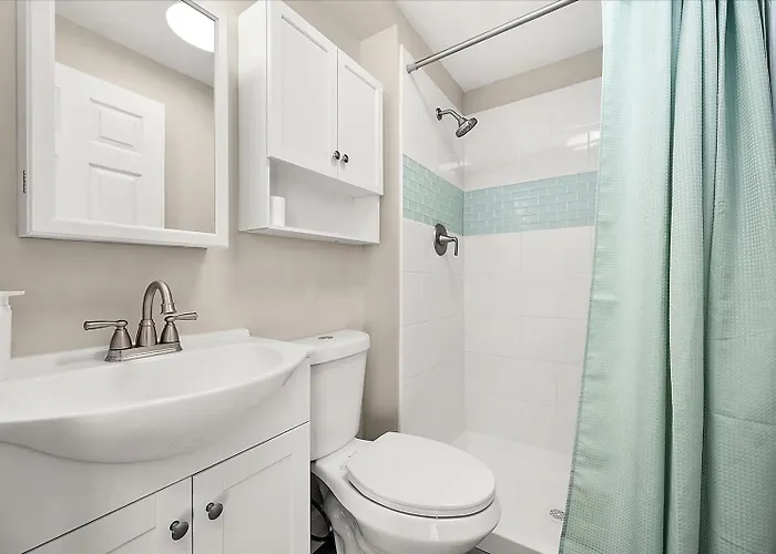 Midtown Oc Retreat Ocean Block Sleeps 10